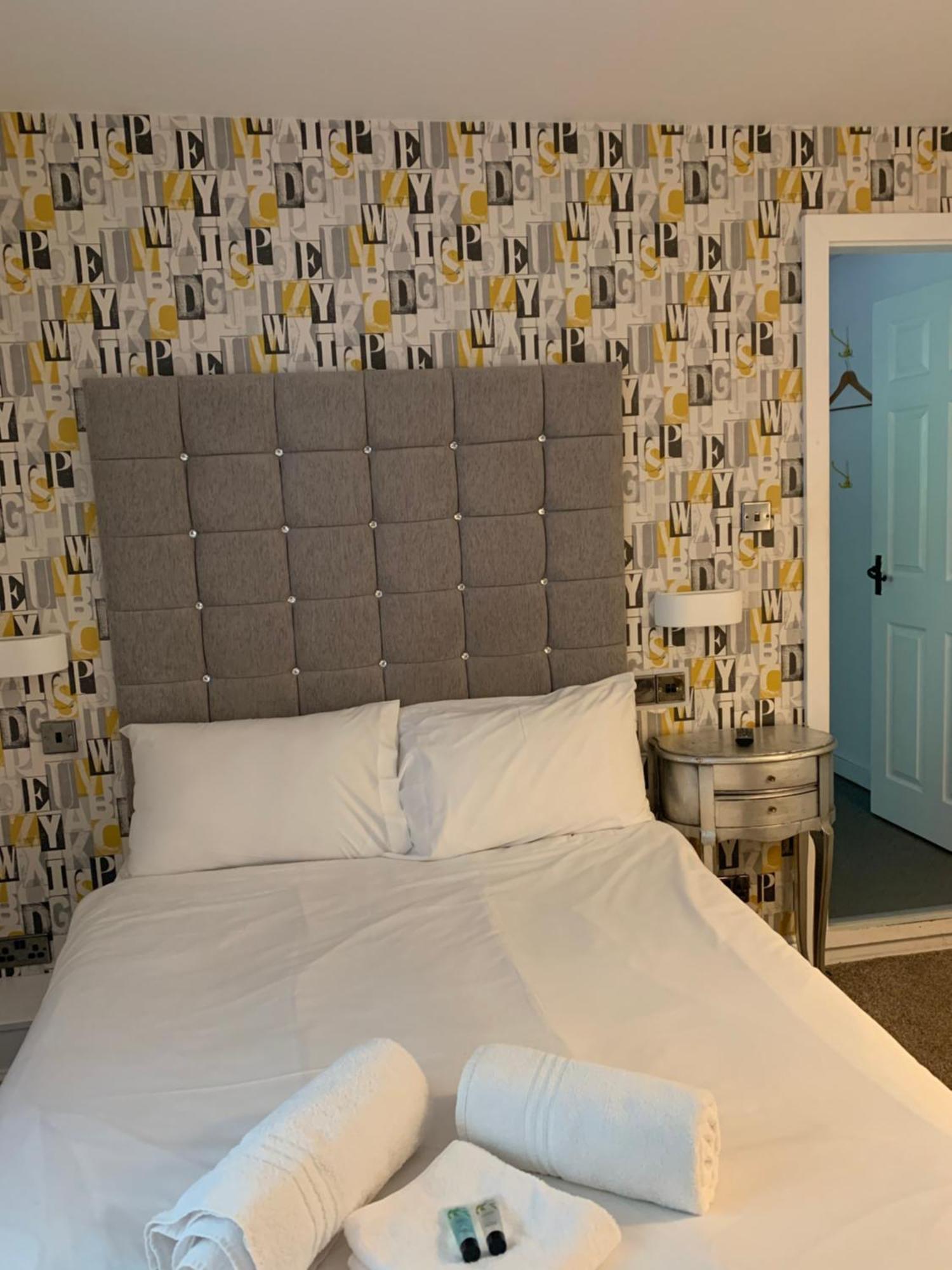 เดอะ มอลท์เฮาส์ Bed & Breakfast ไอรอนบริดจ์ ภายนอก รูปภาพ